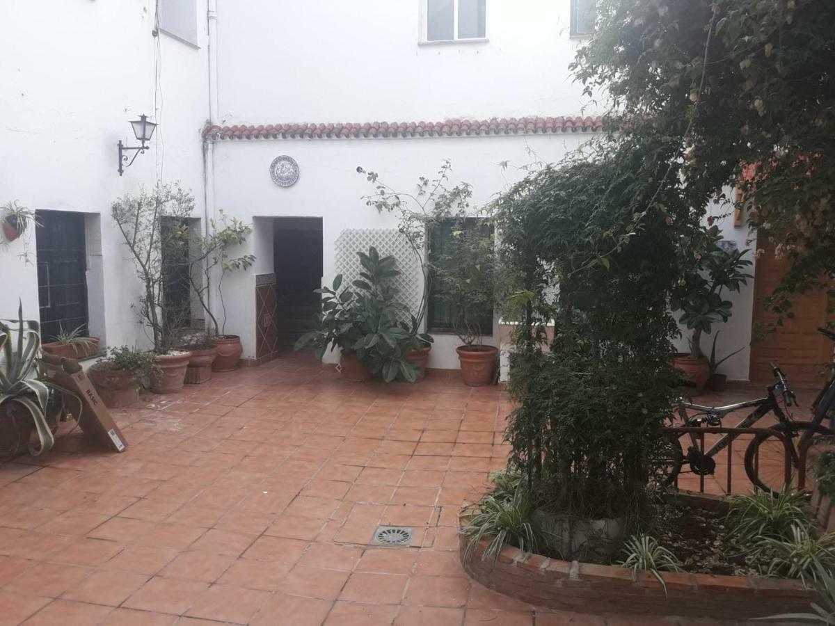 Sleep & Shower In A Typical District Cordoba Exterior photo
